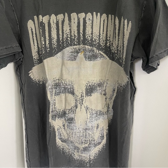 DIET STARTS MONDAY - Men’s Skull Graphic Tee - Picture 3 of 7